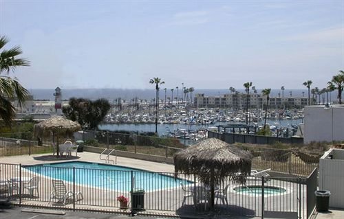 Days Inn Oceanside, Comfortable Suites