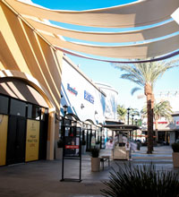 outlets-border-outside